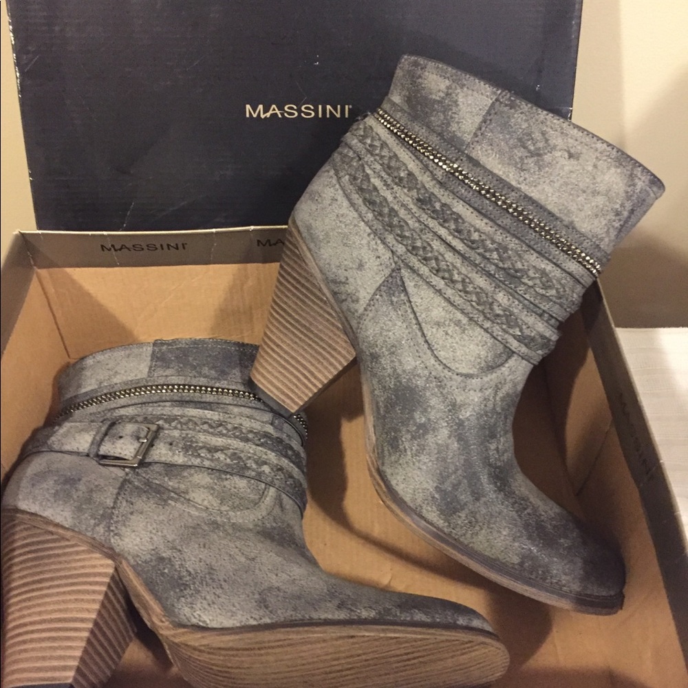 Massini Grey Booties NWT Size 10M